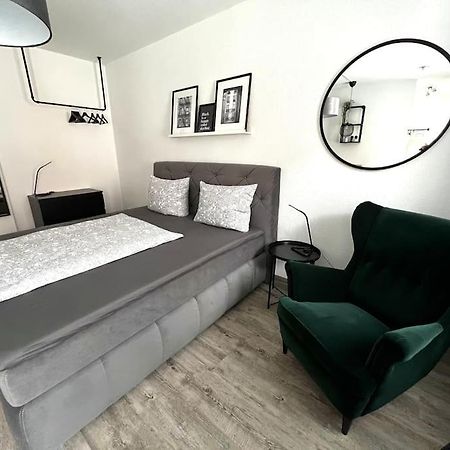 Schoenes Appartement Direkt Am Wenigemarkt Erfurt Esterno foto
