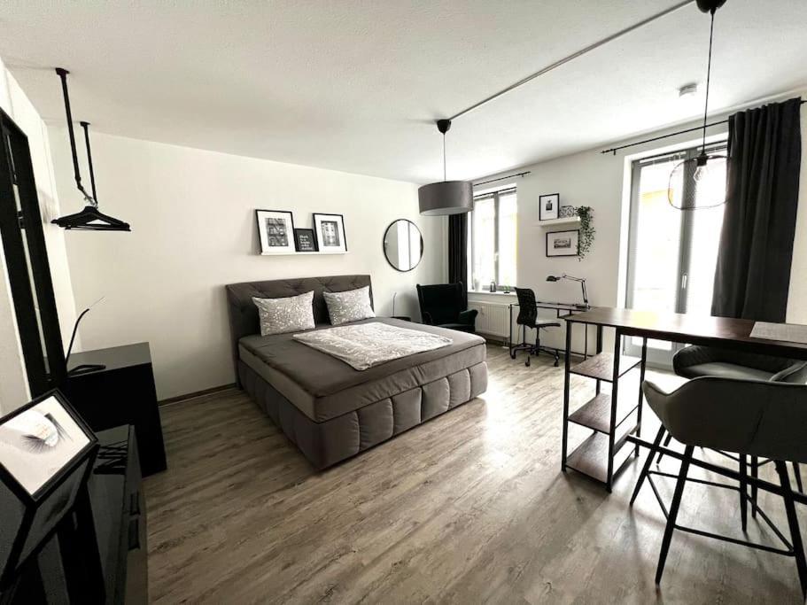 Schoenes Appartement Direkt Am Wenigemarkt Erfurt Esterno foto