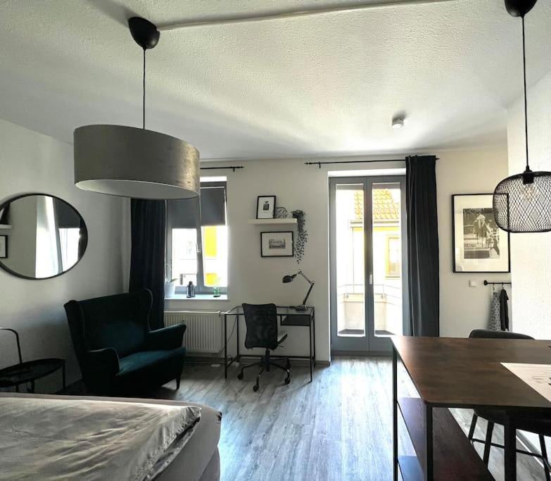 Schoenes Appartement Direkt Am Wenigemarkt Erfurt Esterno foto