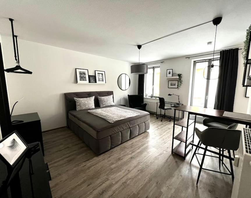 Schoenes Appartement Direkt Am Wenigemarkt Erfurt Esterno foto