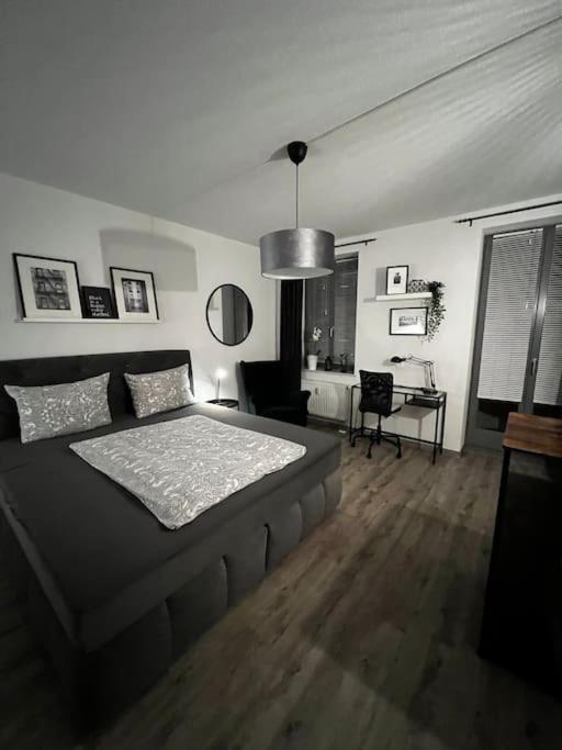 Schoenes Appartement Direkt Am Wenigemarkt Erfurt Esterno foto
